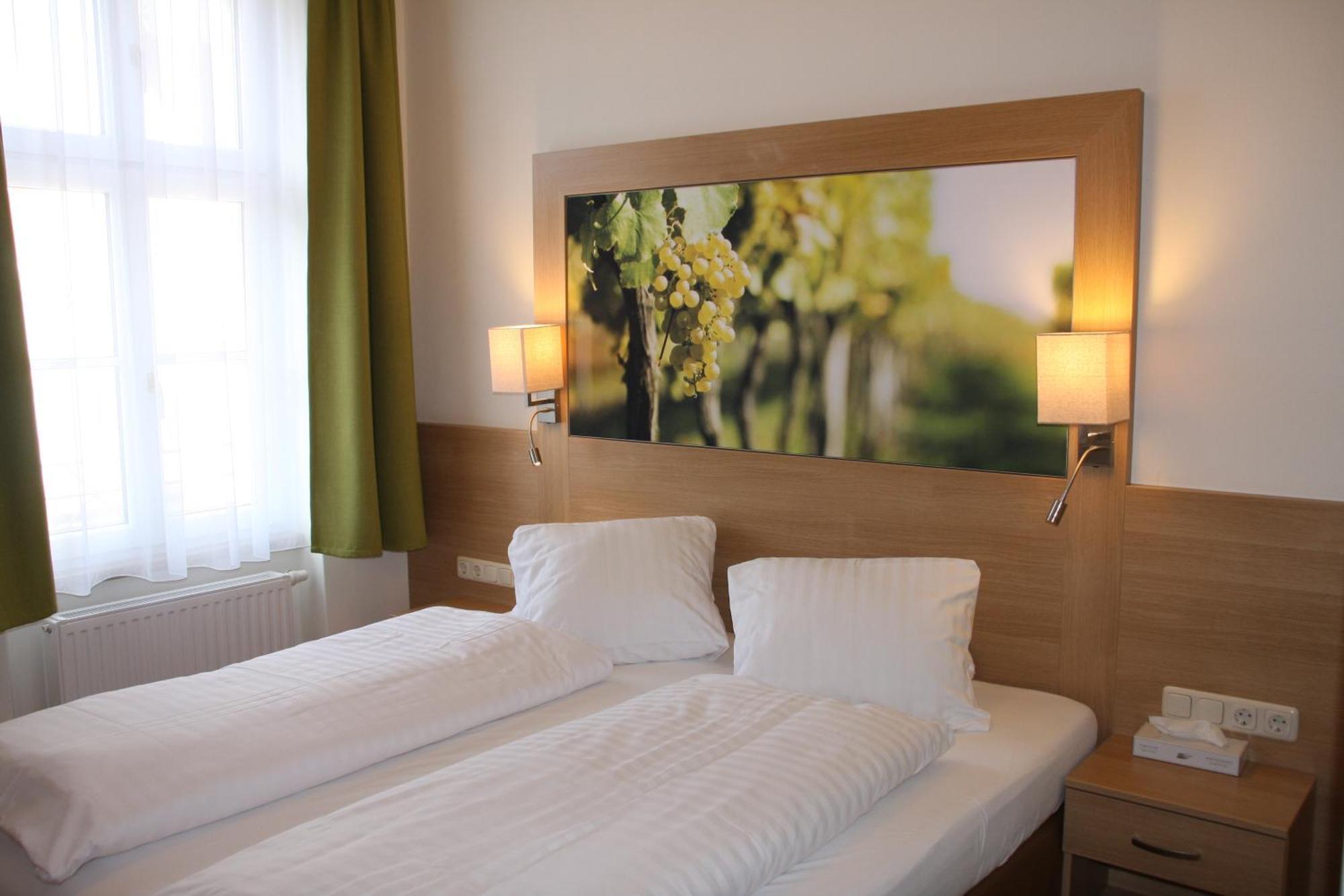 Weinhotel Rieder 波伊斯多夫 外观 照片