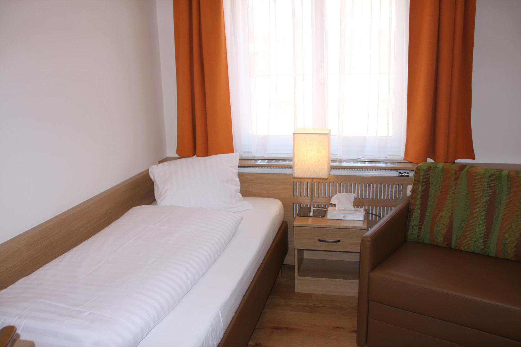 Weinhotel Rieder 波伊斯多夫 外观 照片